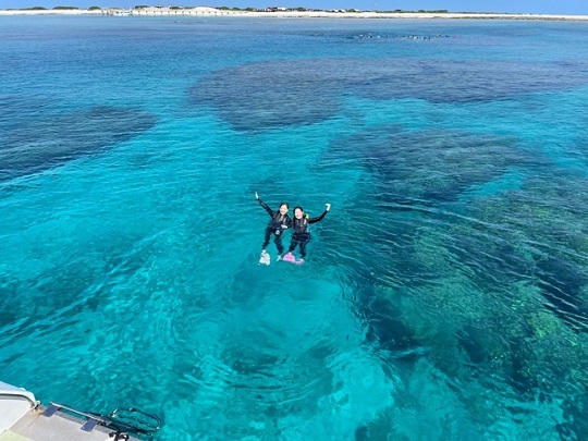 つるつるの海